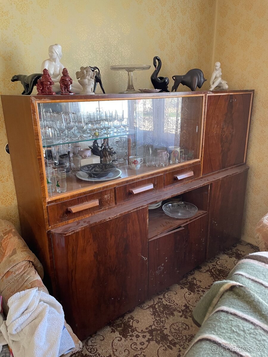 Designový sekretář z 60. let