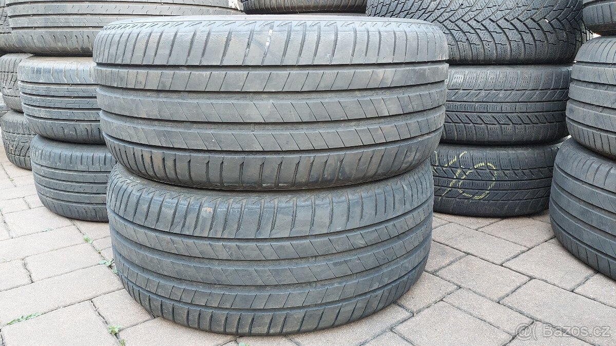 Pneu letní, 4 ks, rozměr 245/45/18, 100Y, zn. BRIDGESTONE