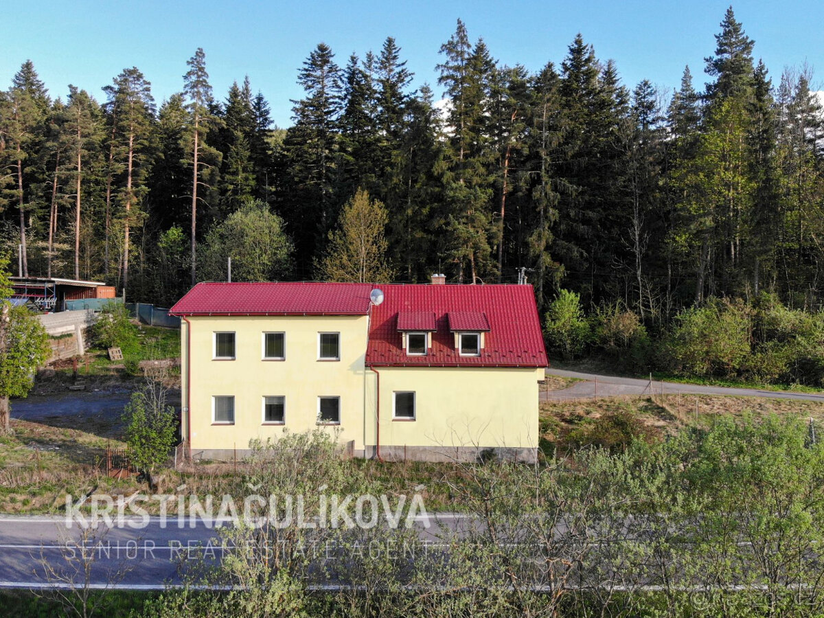 RODINNÝ DOM, POPRAD - KVETNICA