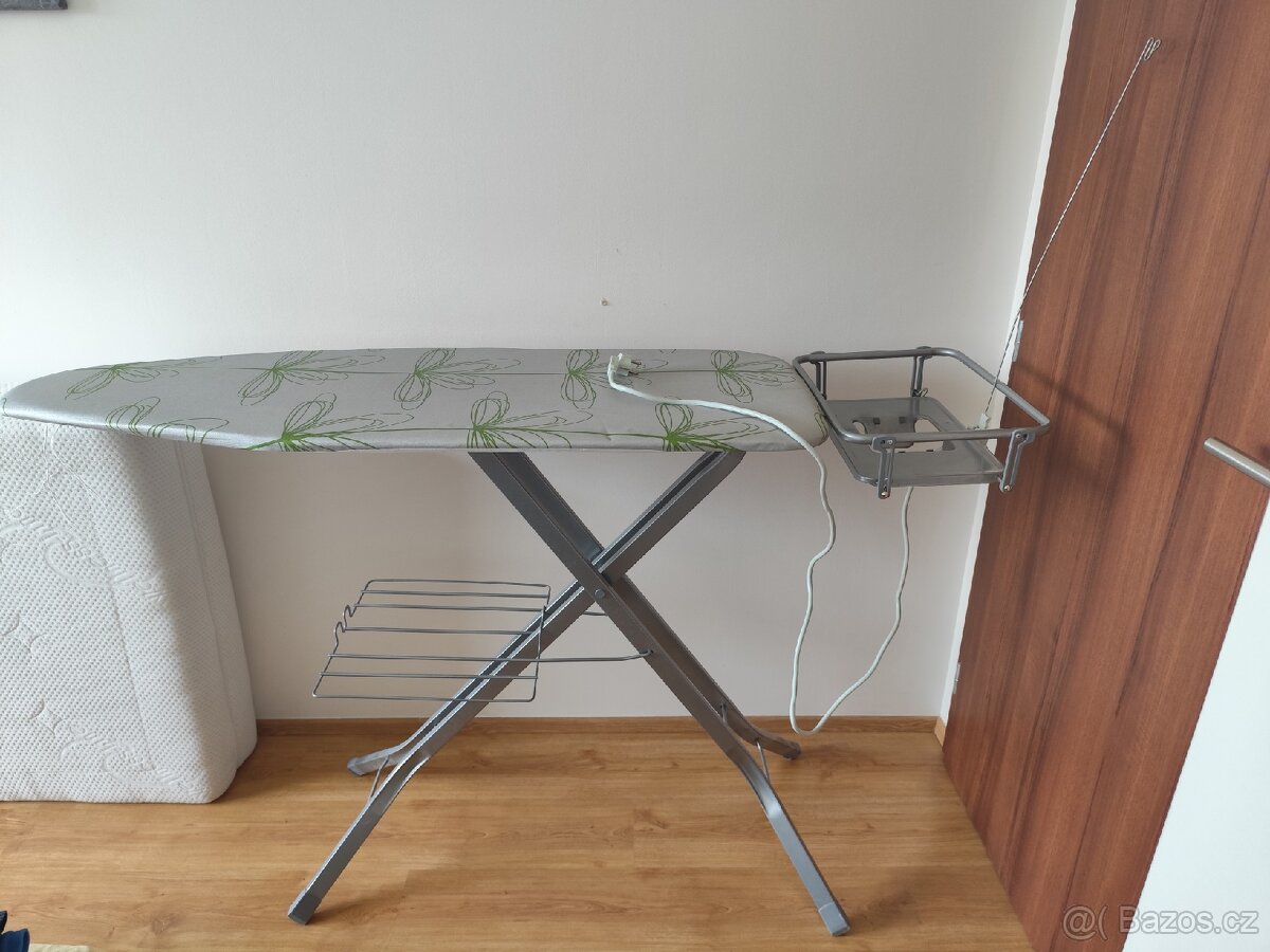 Žehlící prkno 130 x 48 cm