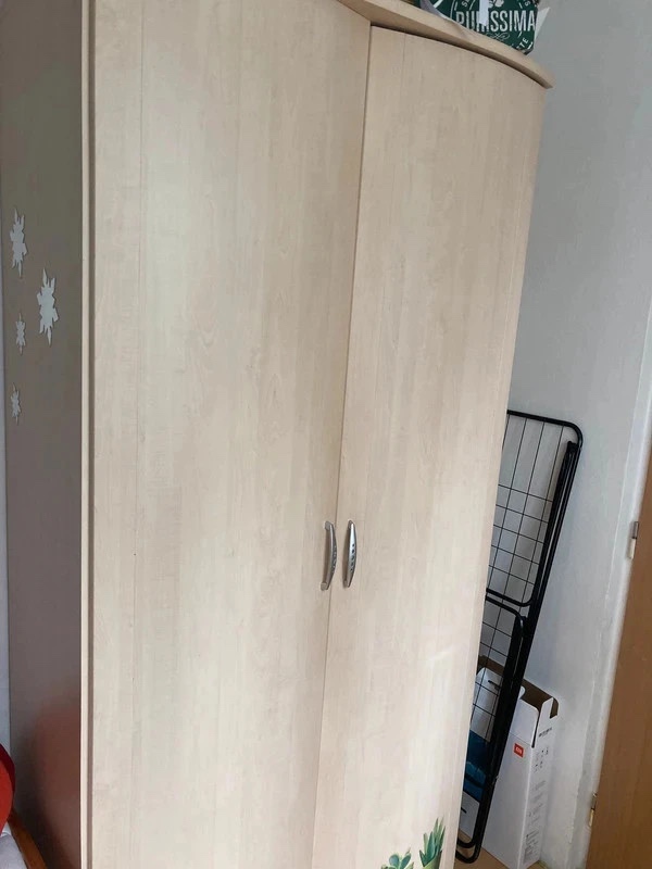 Bukova ikea satni skrin detska predsin studentska