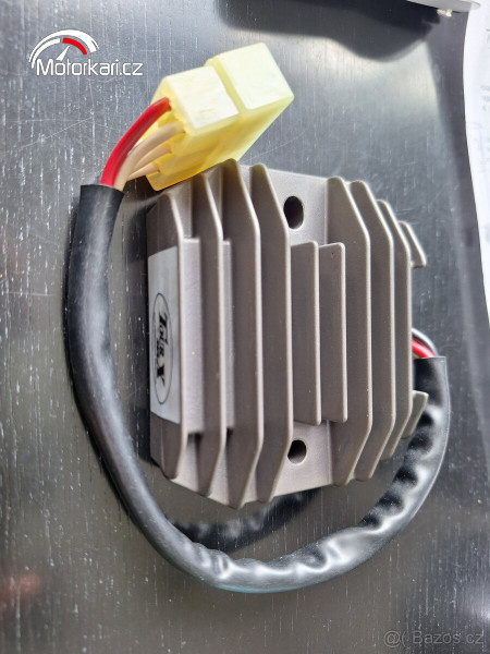 Regulátor dobíjení Yamaha FZS 600 02-03 (OEM5RT-81960-00)