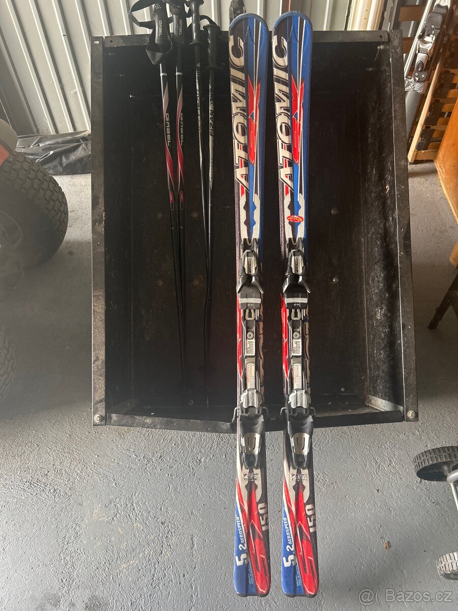 Lyže Atomic 150 cm + hůlky