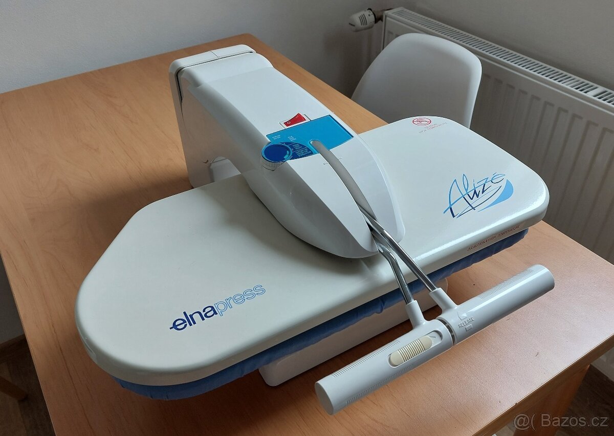 Žehlící lis na prádlo