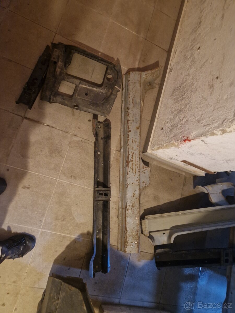 Predam na skoda favorit skoda 100 110 warburg