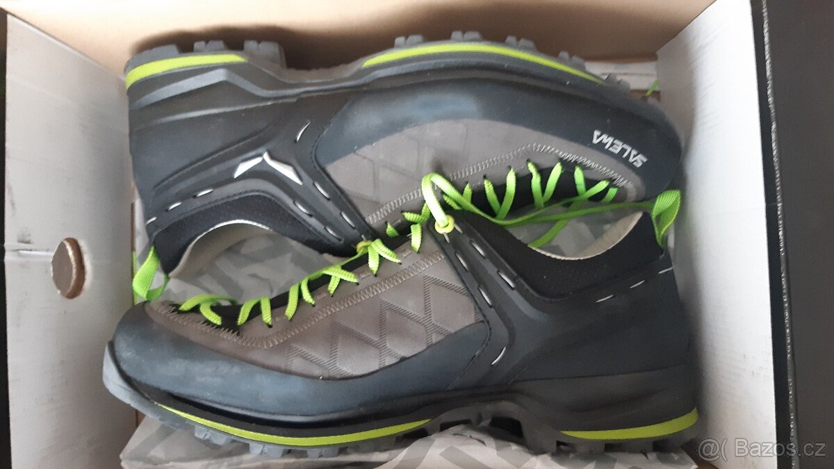 Nové panske boty Salewa Trekingová Mtn Trainer