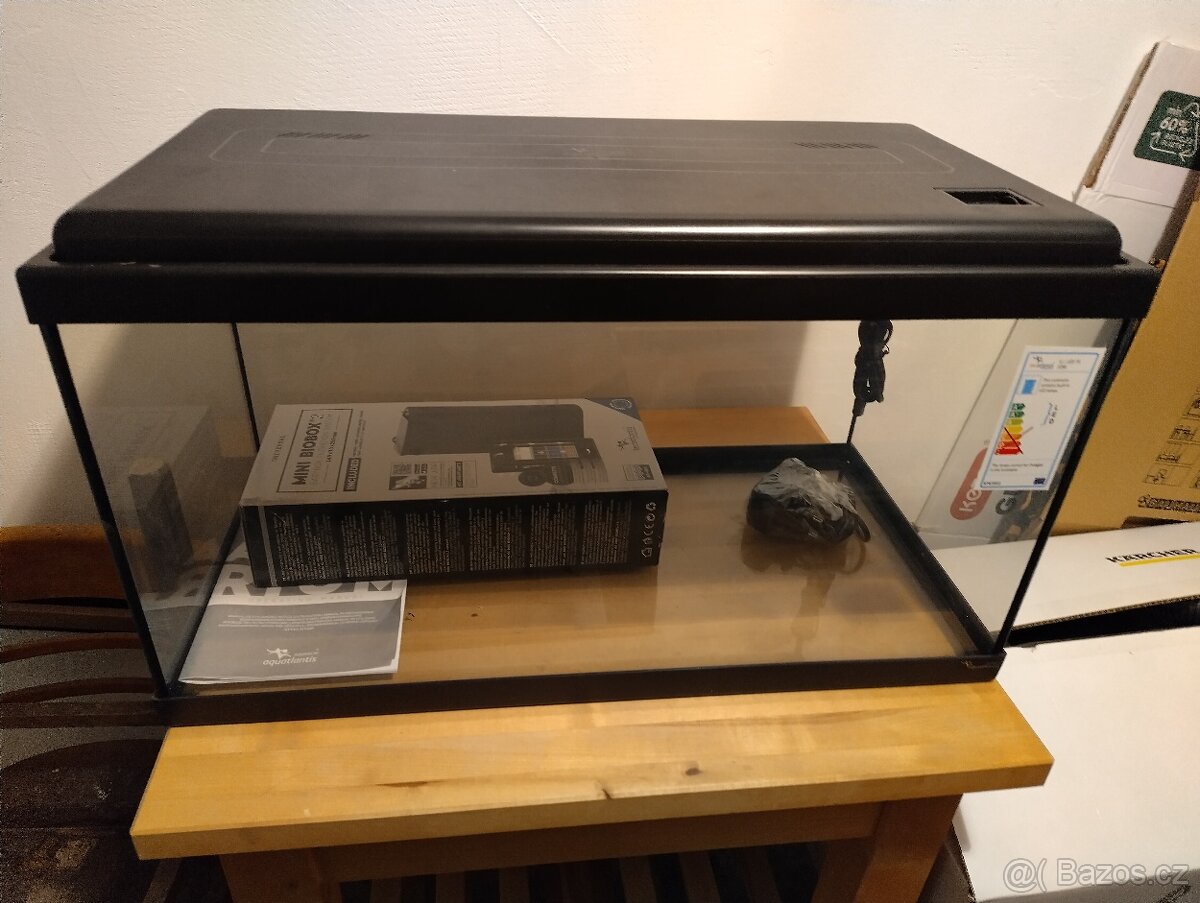 Akvarijní set Aquatlantis Advance 60 akvarijní set černý 60