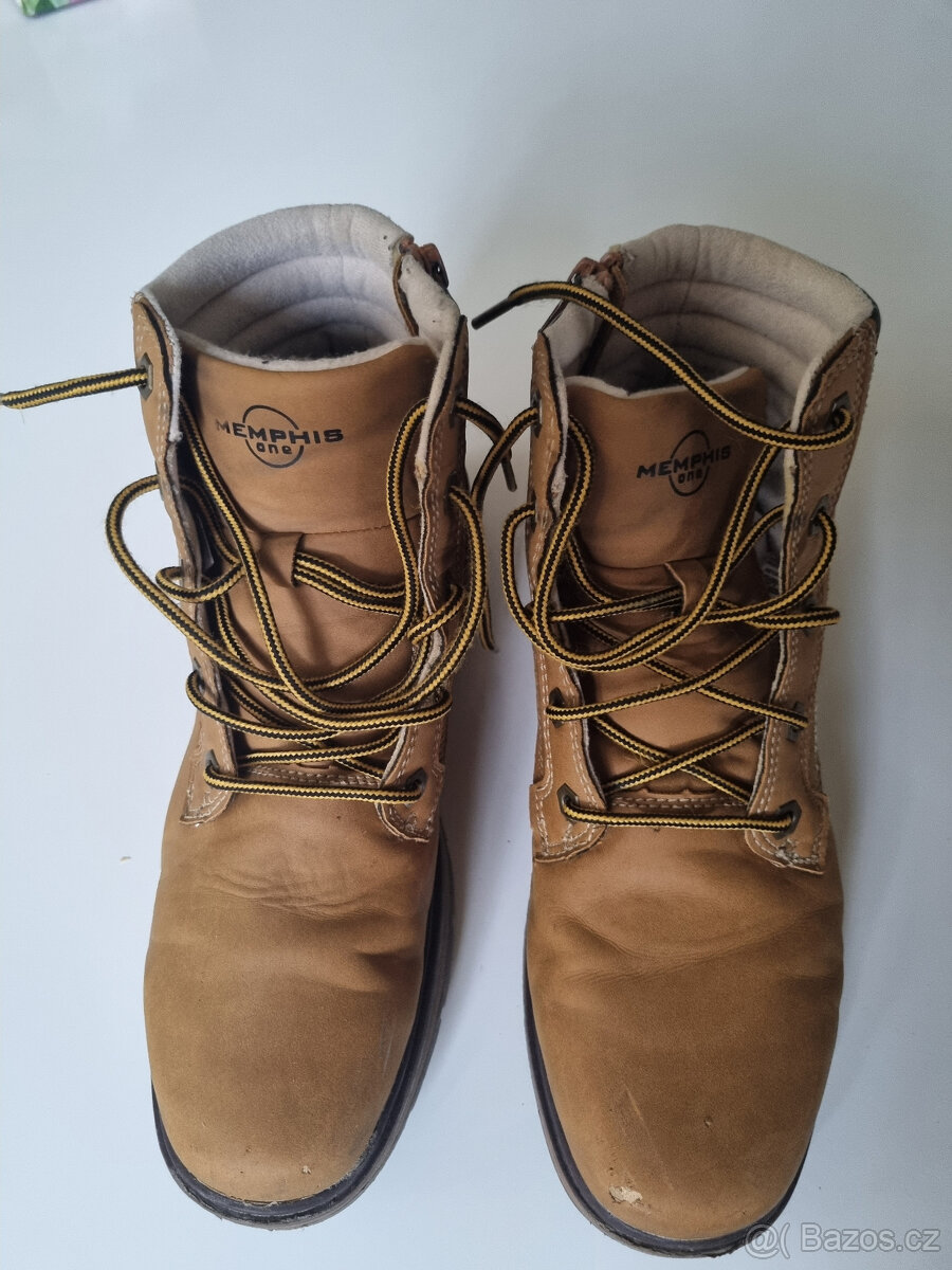 ZIMNÍ BOTY