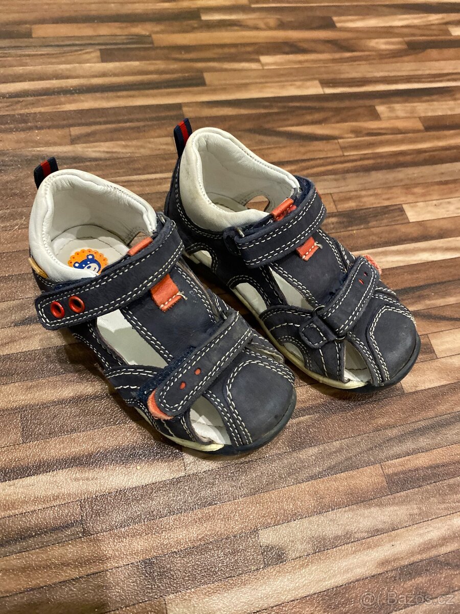 Sandály vel. 22 zn. Lasocki