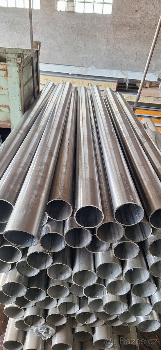 Nerez trubky 101.6x4 mm