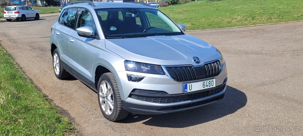 Škoda Karoq TDi DSG model 2020 lane asist kamera tažný alu