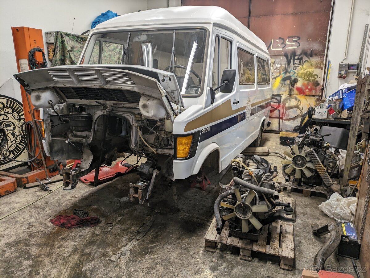 Mercedes-Benz T1 207d 208d 209d 210d 410d