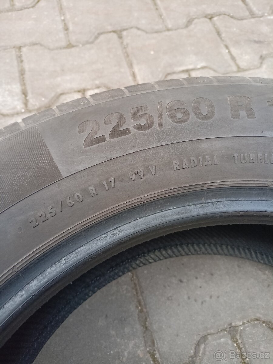 Continental 225/60R17 99V Conti Premium Contact 5