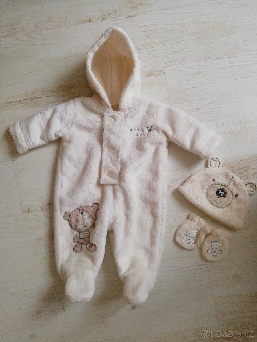 Huňatá kombinézka pro malého medvídka. 3-6m.