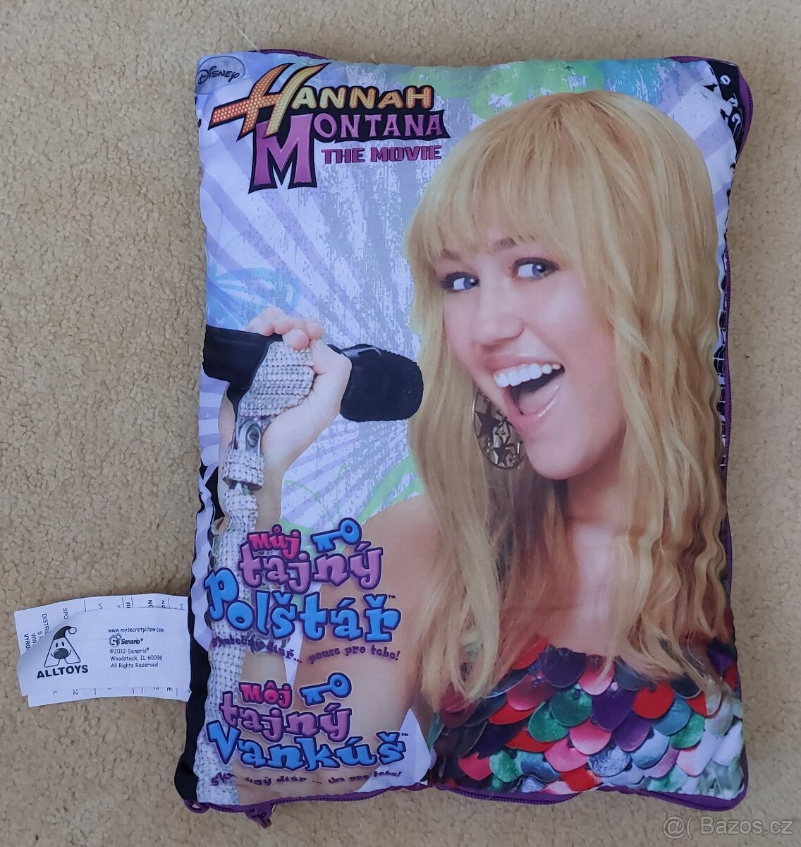 Deník Hannah Montana, hračky aj.