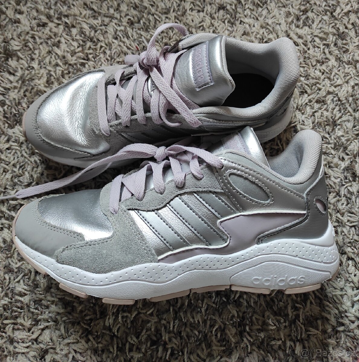 Stříbrné dámské tenisky Adidas 37