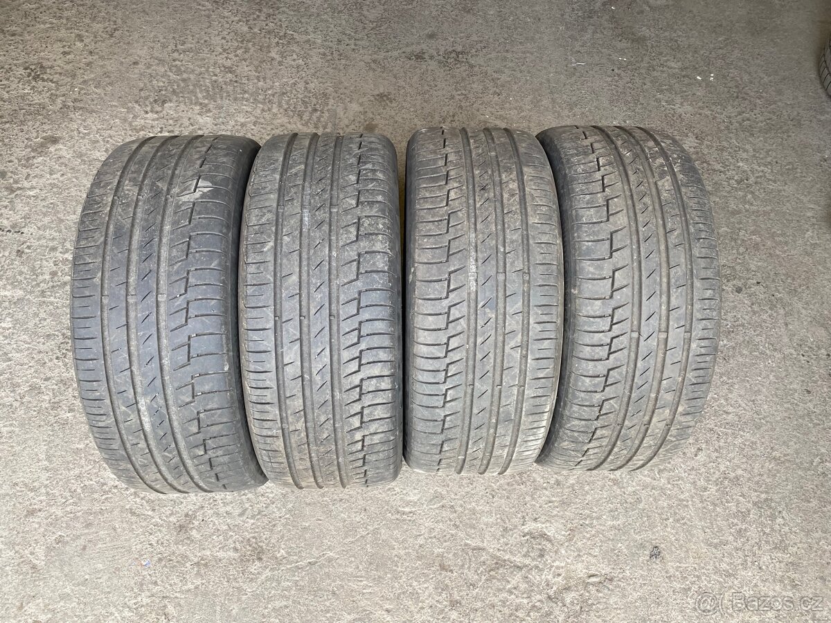 Letní pneu 235/40 R19