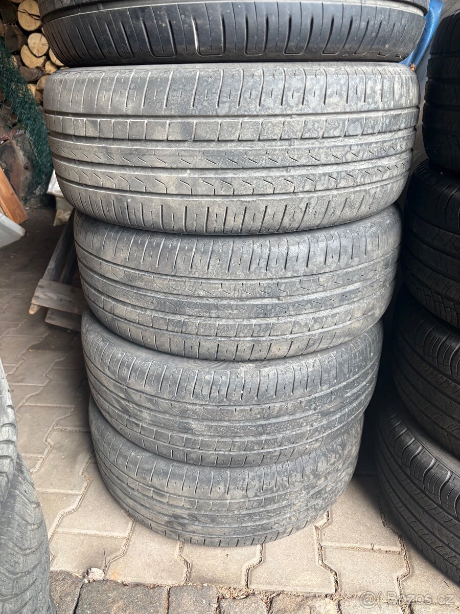 Letní pneu 215/55/17