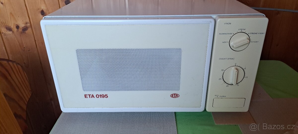 Mikrovlnná trouba ETA