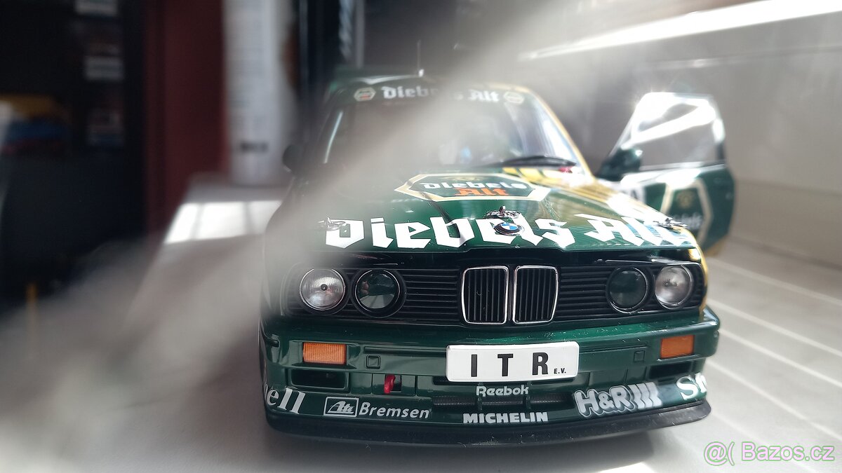 1:18 bmw M3 e30