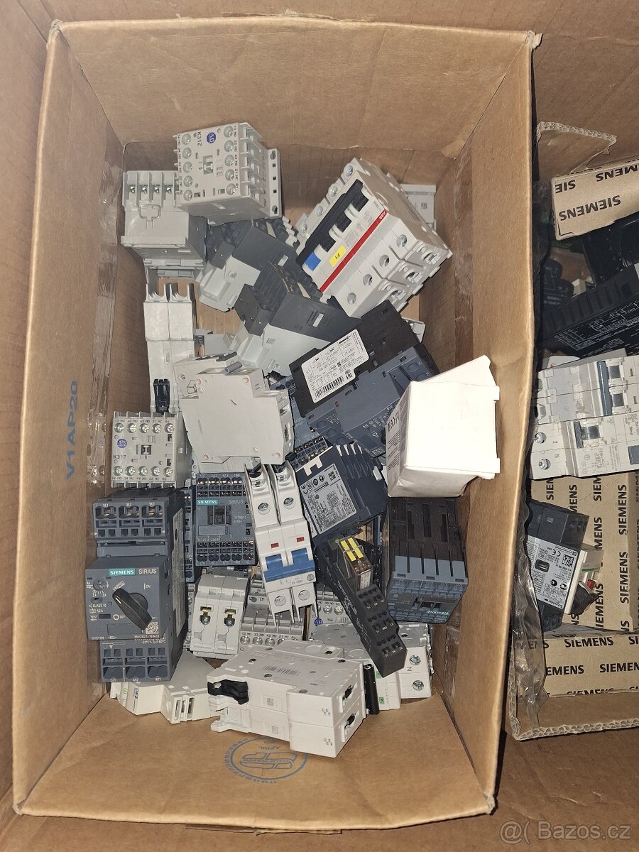 Vyřazený elektromateriál