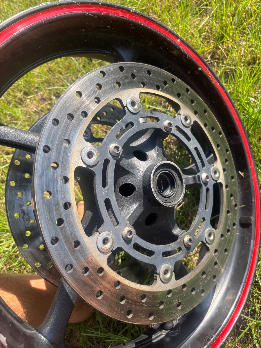 Kotouce na Yamaha Fz6N Fz6 Fazer 04-09 R6 03-04