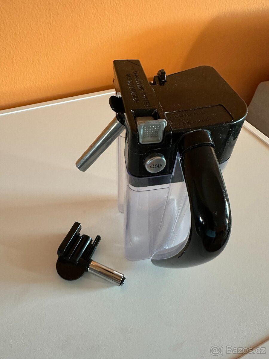 MLÉKOVKA DELONGHI + PARNÍ TRYSKA DELONGHI