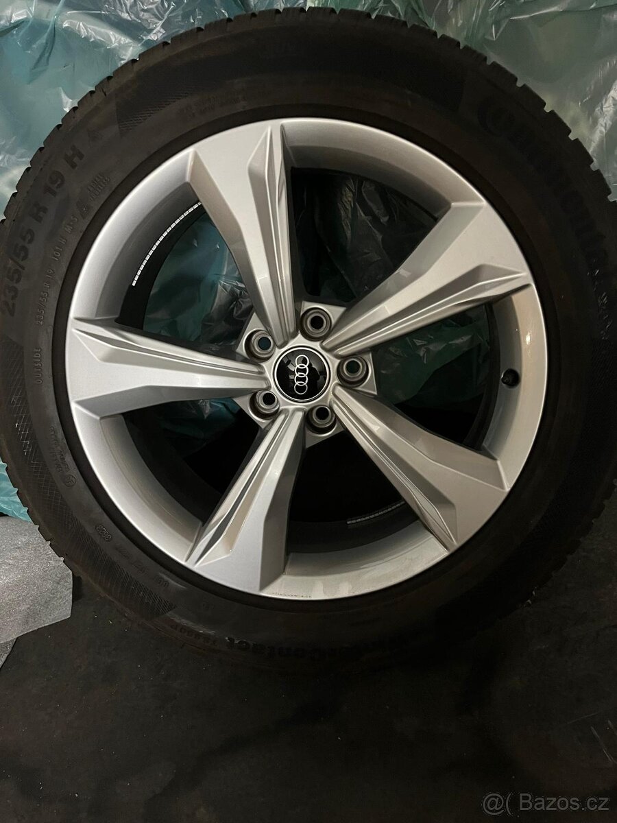 Alu sada AUDI Q5 - 235/55 R19