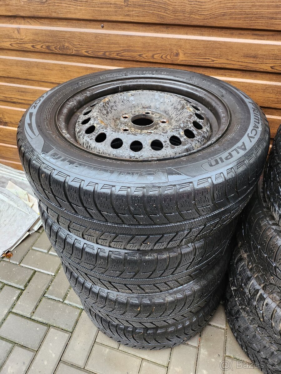 Plechové disky 5x114,3 R16 Honda poklice