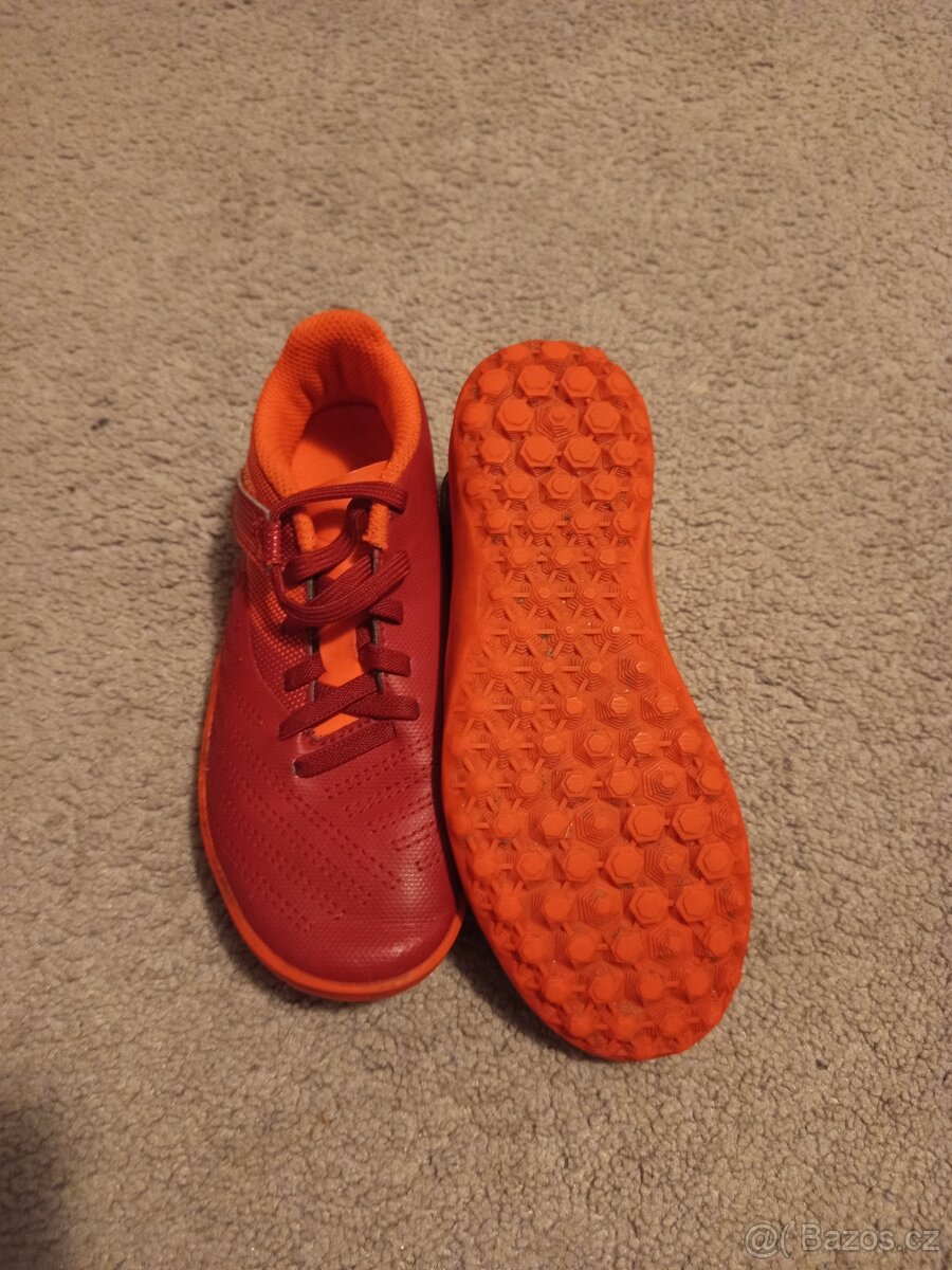 Turfy- kopačky vel.31