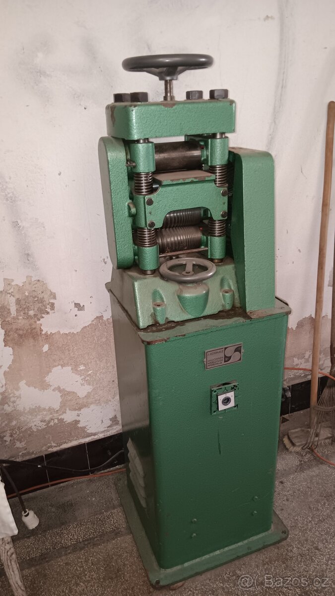 Robustní ruční profilová / plechová walcovačka – vhodná pro