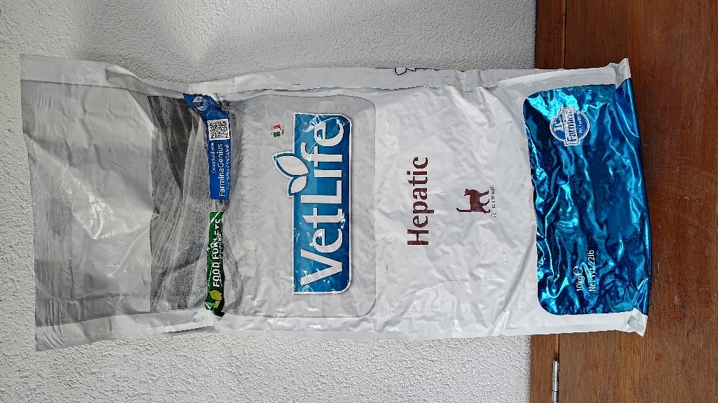VetLife Hepatic neotevřené krmivo pro kočky, 10 kg