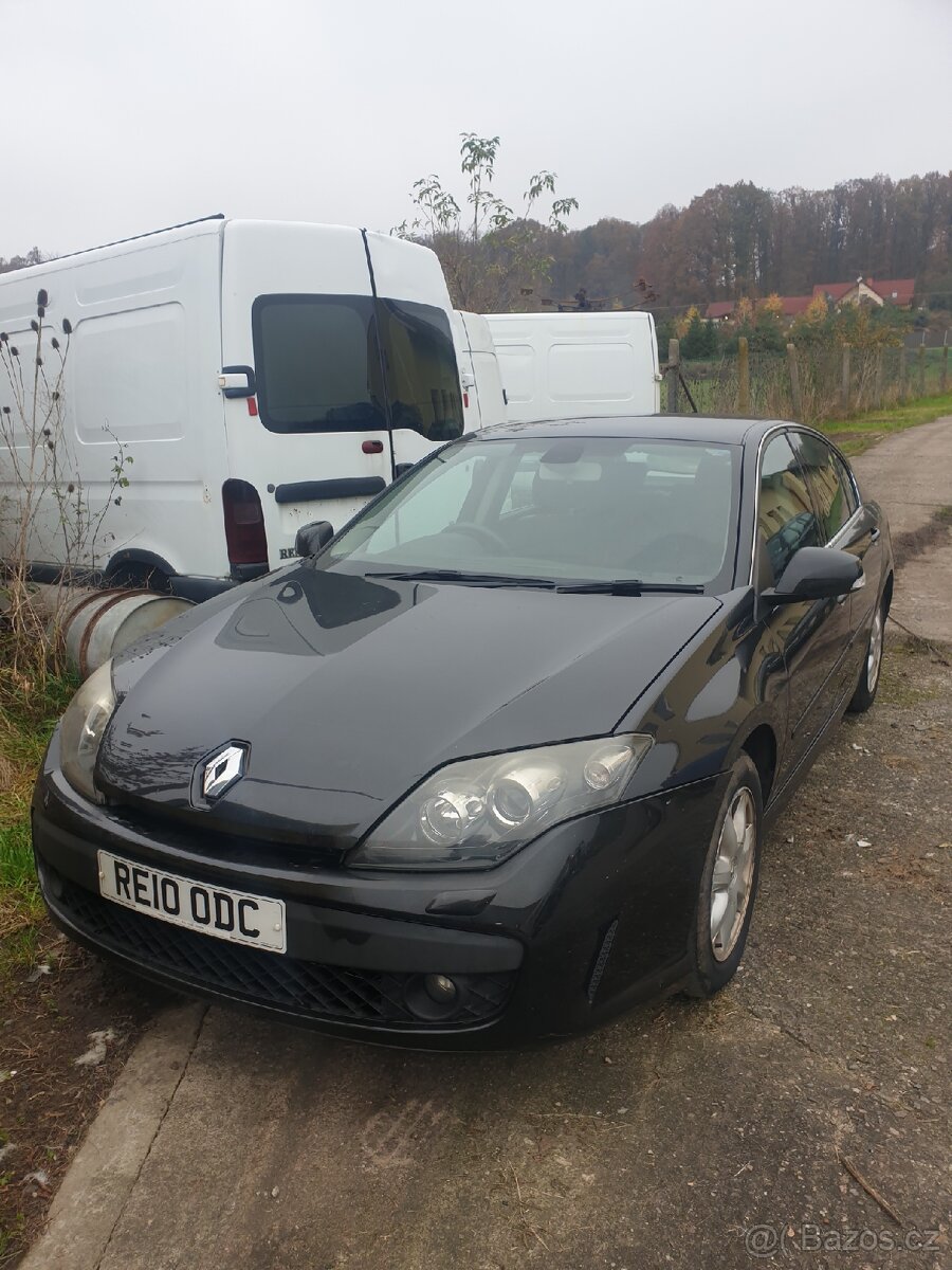 Renault Laguna 1.5 dci r.v.2010 prodam díly.