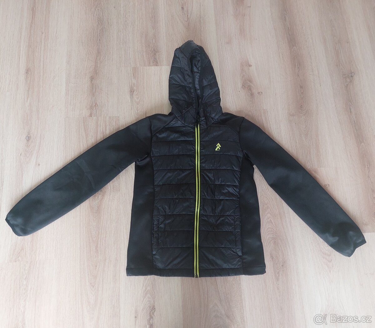 treková bunda - vel. 146/152