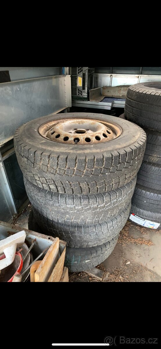 Zimní kola 195/70 r15C