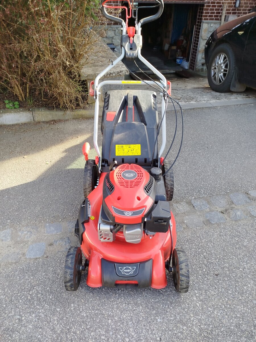 Sekačka motorová HECHT