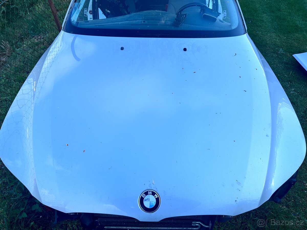 Prodám kapotu na bmw e60/61
