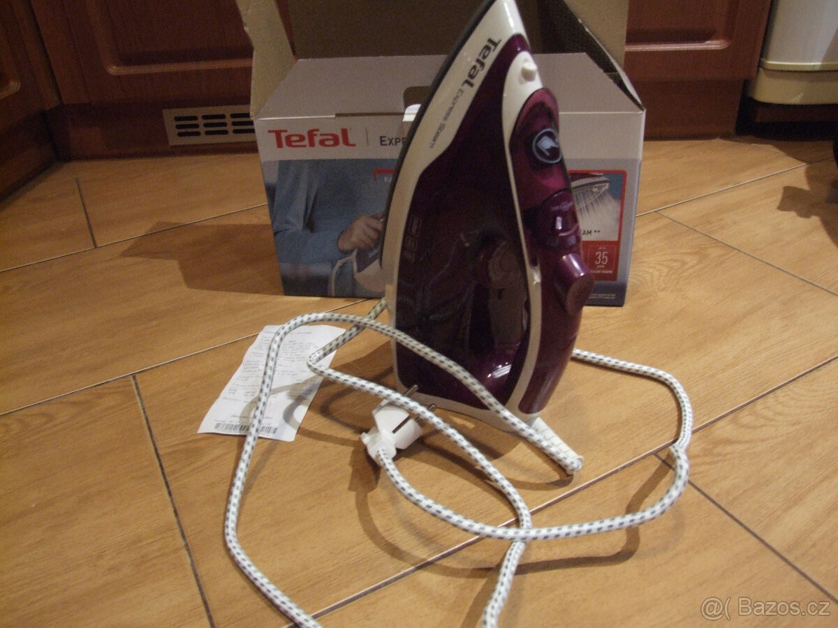 nová žehlička Tefal
