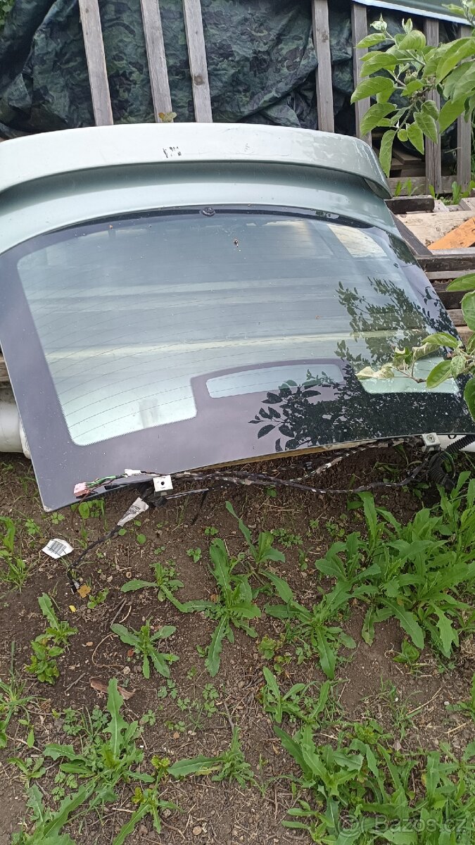 Zadni dvere Octavia 1 Liftback Agave kridlo
