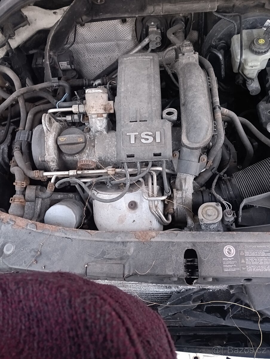 Prodám Škoda Octavia 1.2 TSi ,2011,bourana