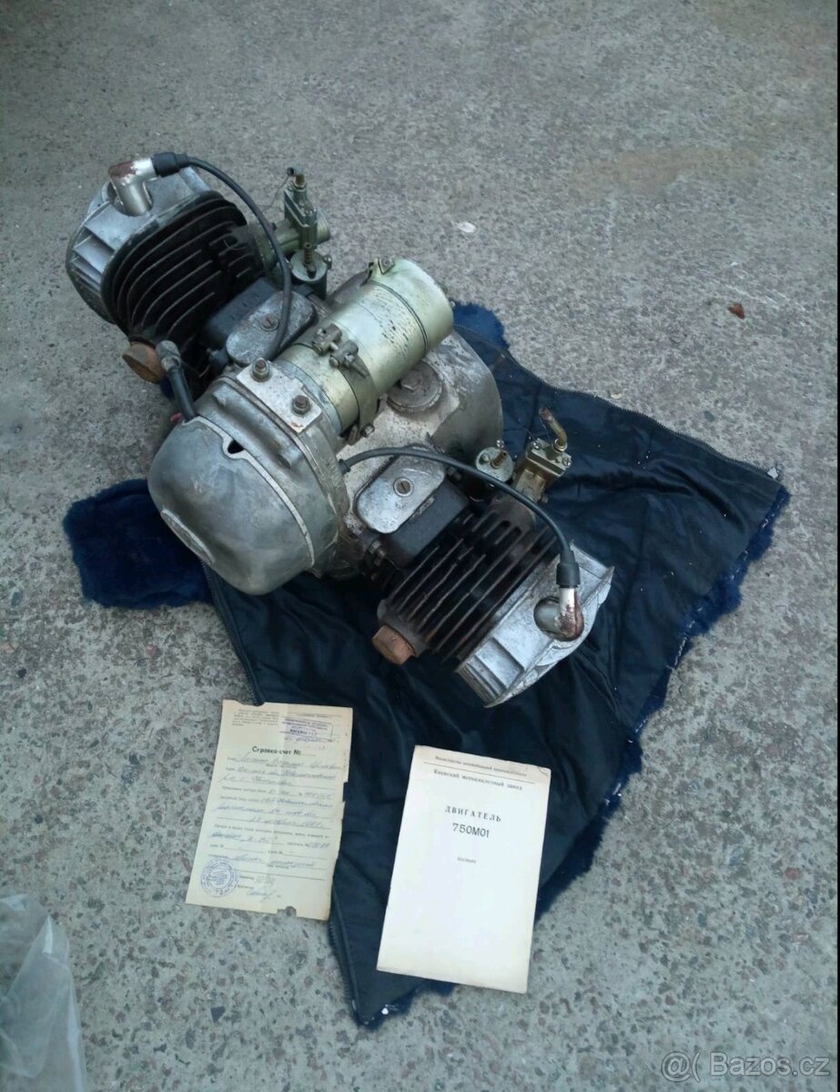 Originální nove díly z vojenského depozitu motor klikovka