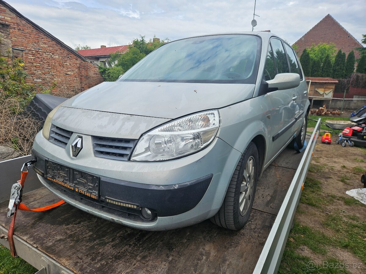 Scenik 1.9 dci