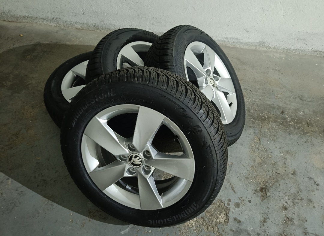 REZERVACE Zimní kompletní kola Škoda Fabia 4 R15