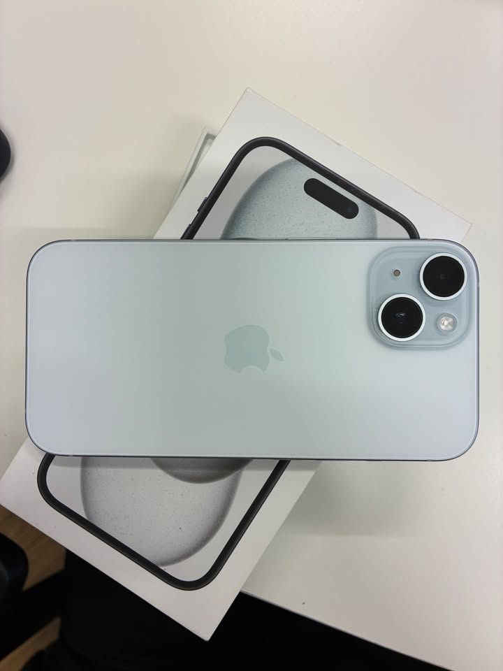 Apple iPhone 15, 256GB modrá zánovní