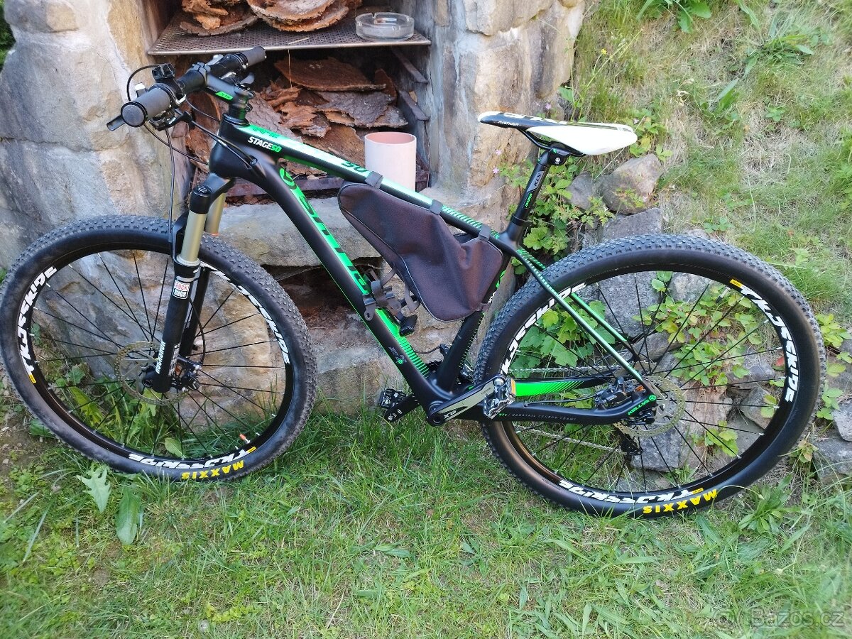 Damske panske horske kolo carbon kola 29 ram M