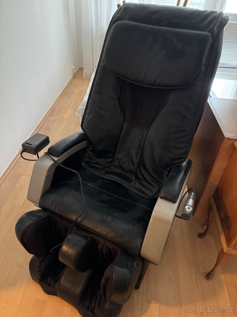 Masážní křeslo celotělové
