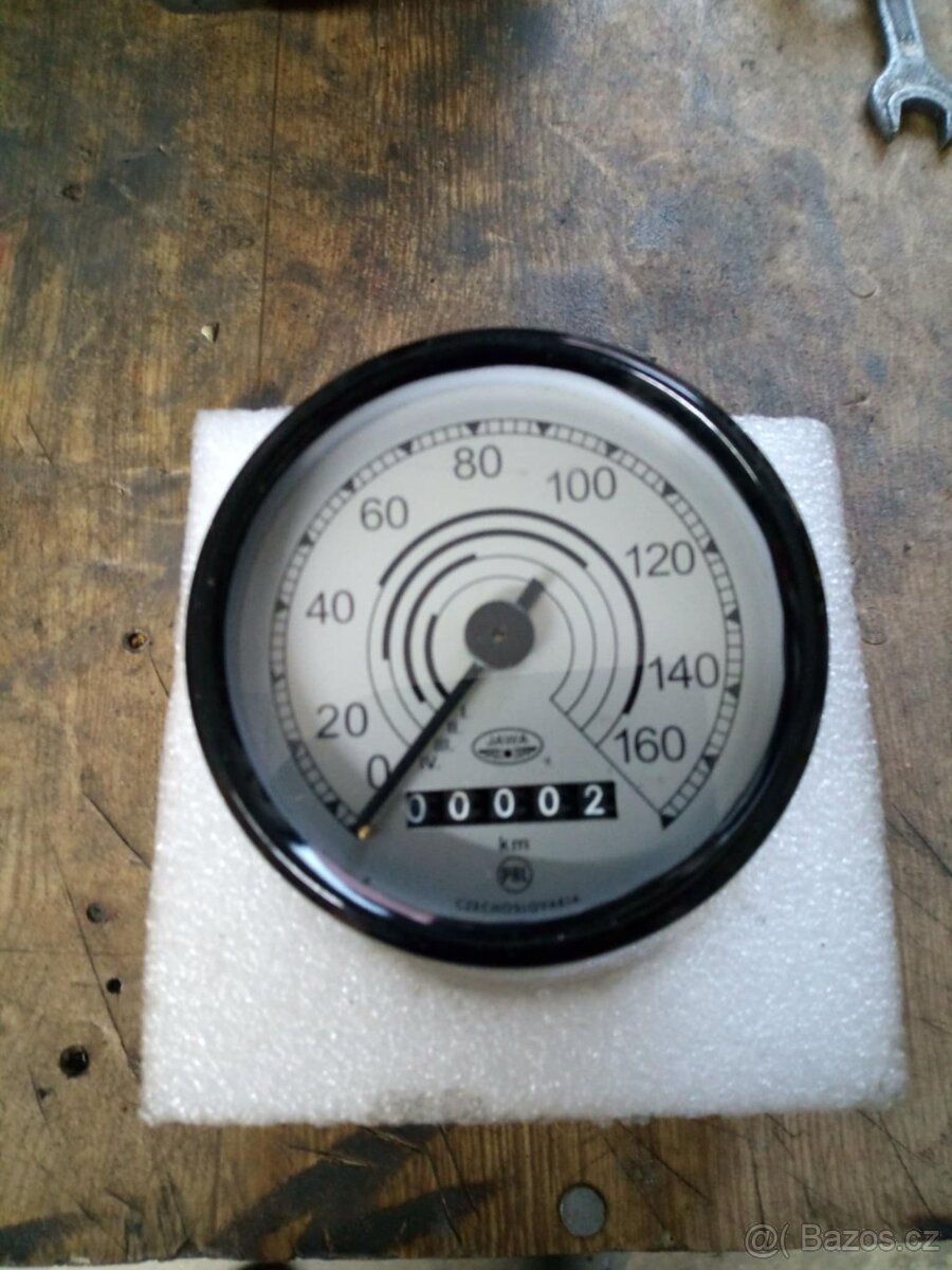 tachometr na 350 péráka