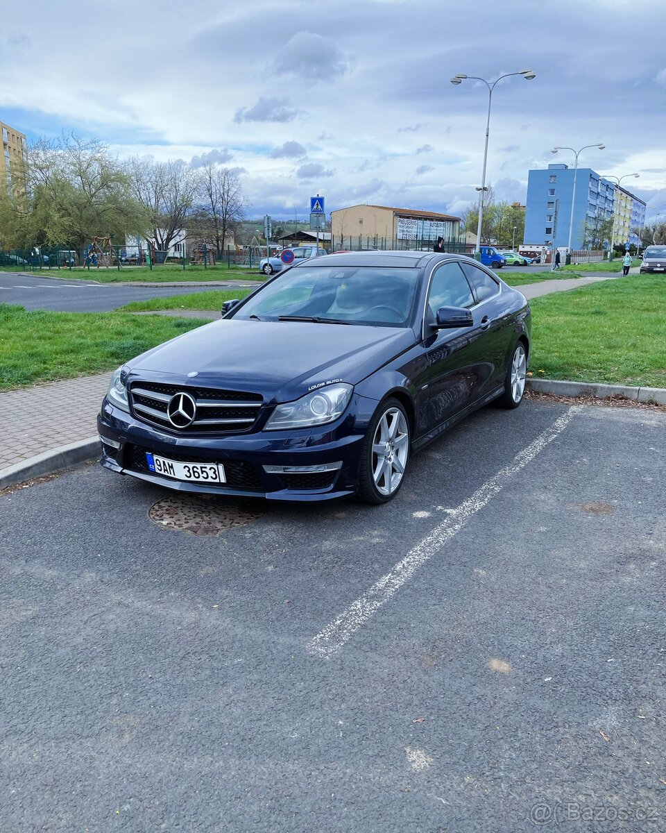 Mercedes C220 CDI coupe AMG paket