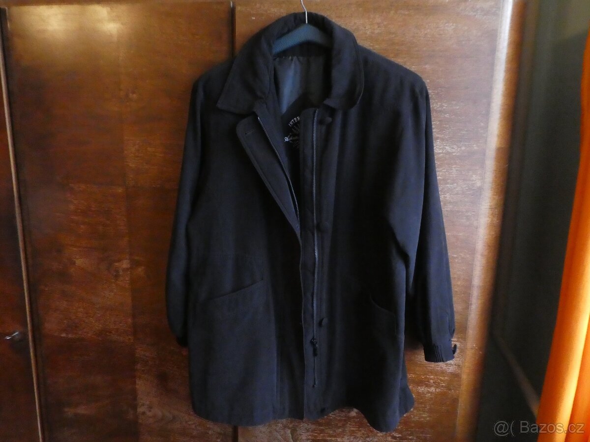 Dámské letní bundy a kostým