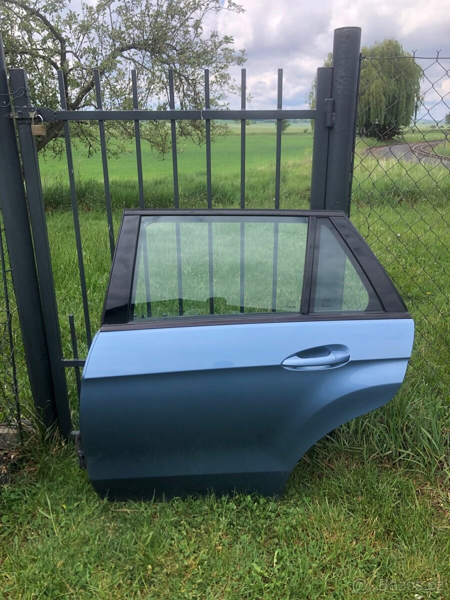 L.Z dveře Mercedes w212